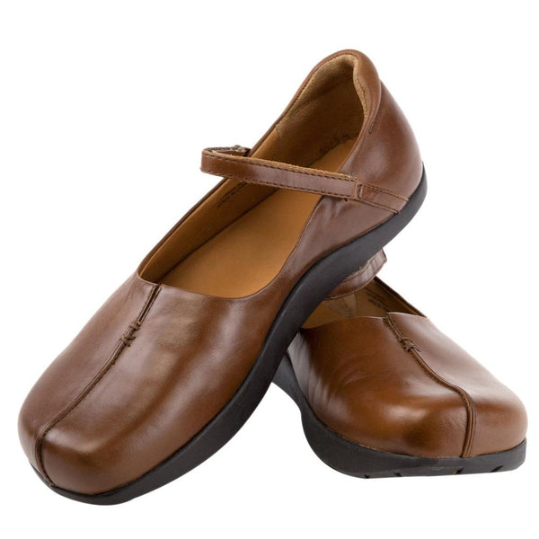 Earth Solar Brown Twister Leather Shoes